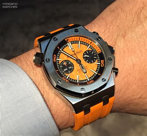 ap diver orange